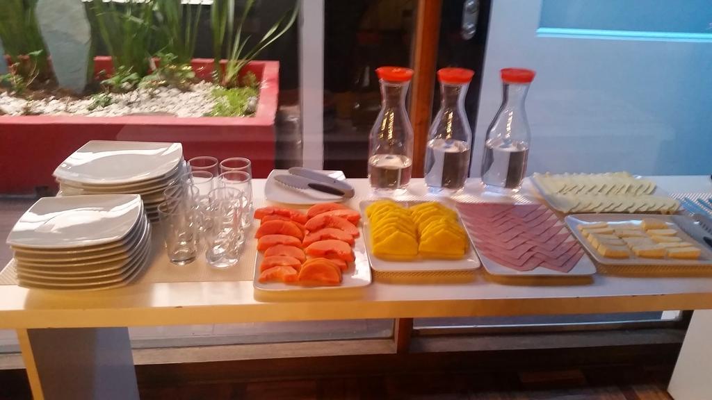 Suites Casa Lozada Богота Екстериор снимка